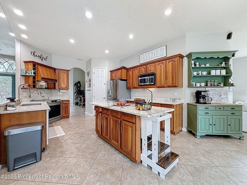 Listing photo id 17 for 12124 Squeeze Avenue