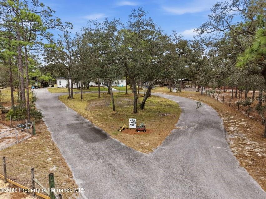 Listing photo id 0 for 12124 Squeeze Avenue