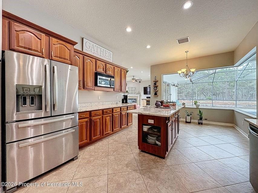 Listing photo id 21 for 12124 Squeeze Avenue