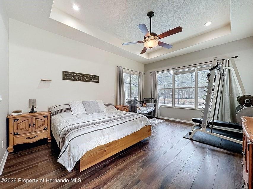 Listing photo id 31 for 12124 Squeeze Avenue