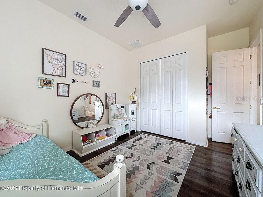 Listing photo id 42 for 12124 Squeeze Avenue