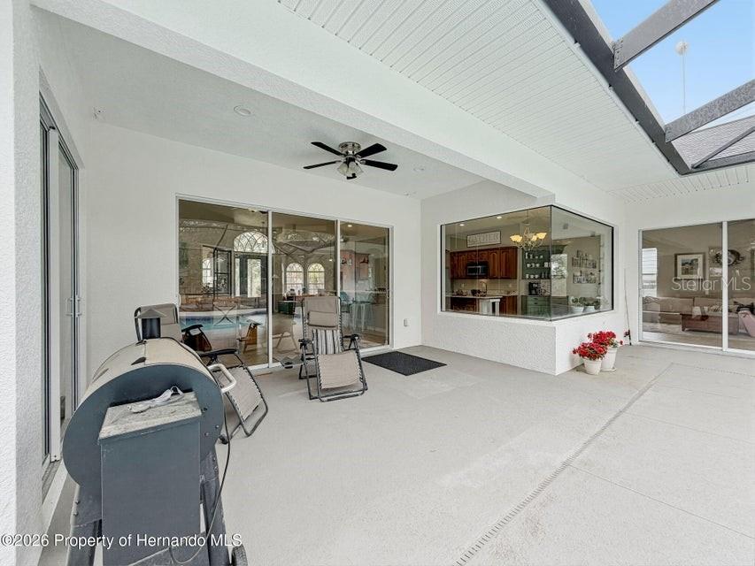 Listing photo id 49 for 12124 Squeeze Avenue