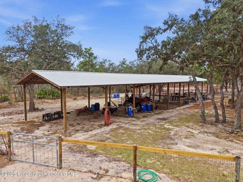 Listing photo id 62 for 12124 Squeeze Avenue