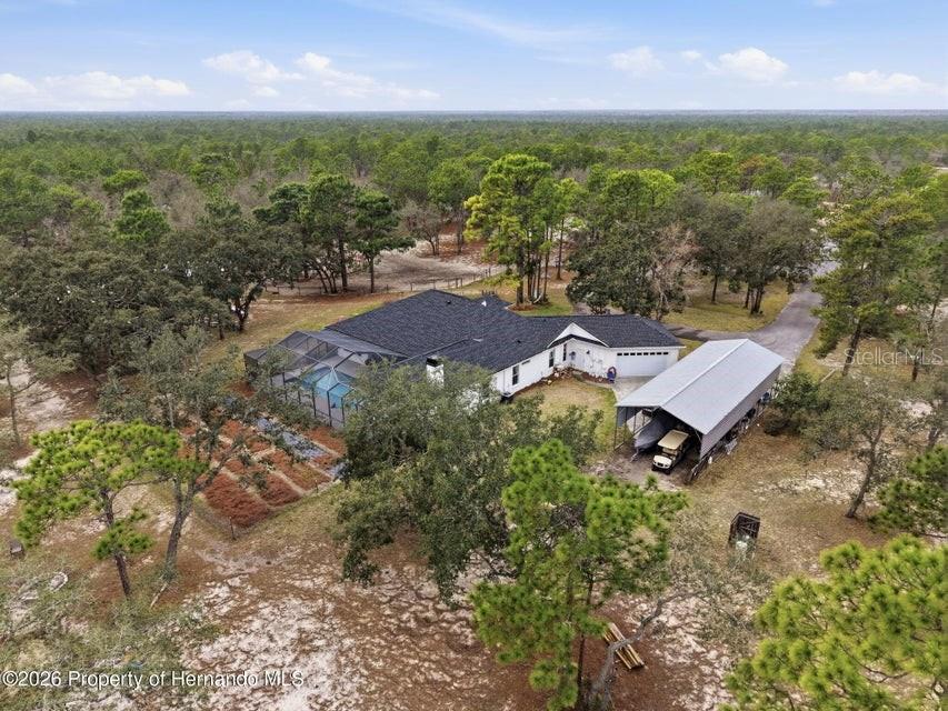 Listing photo id 72 for 12124 Squeeze Avenue