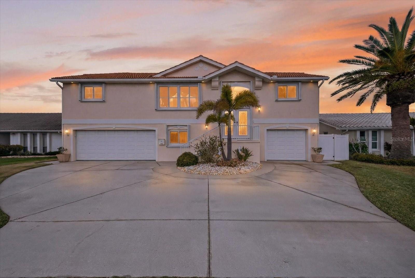 Listing photo id 0 for 4229 Rudder Way