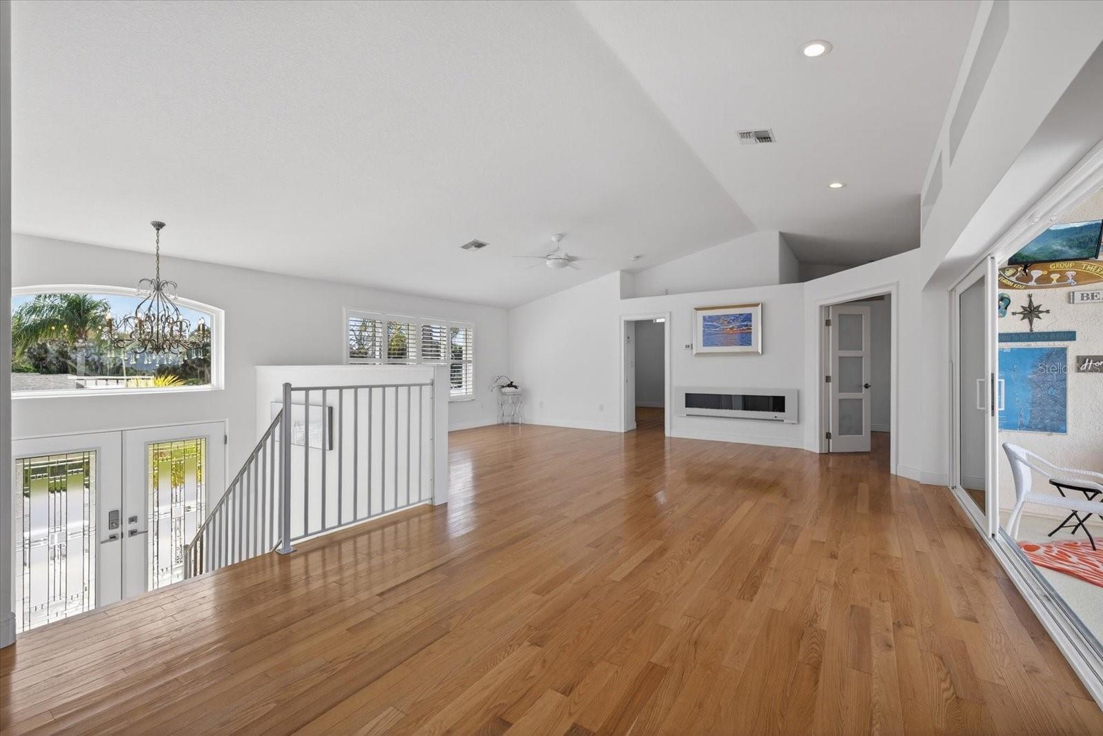 Listing photo id 26 for 4229 Rudder Way