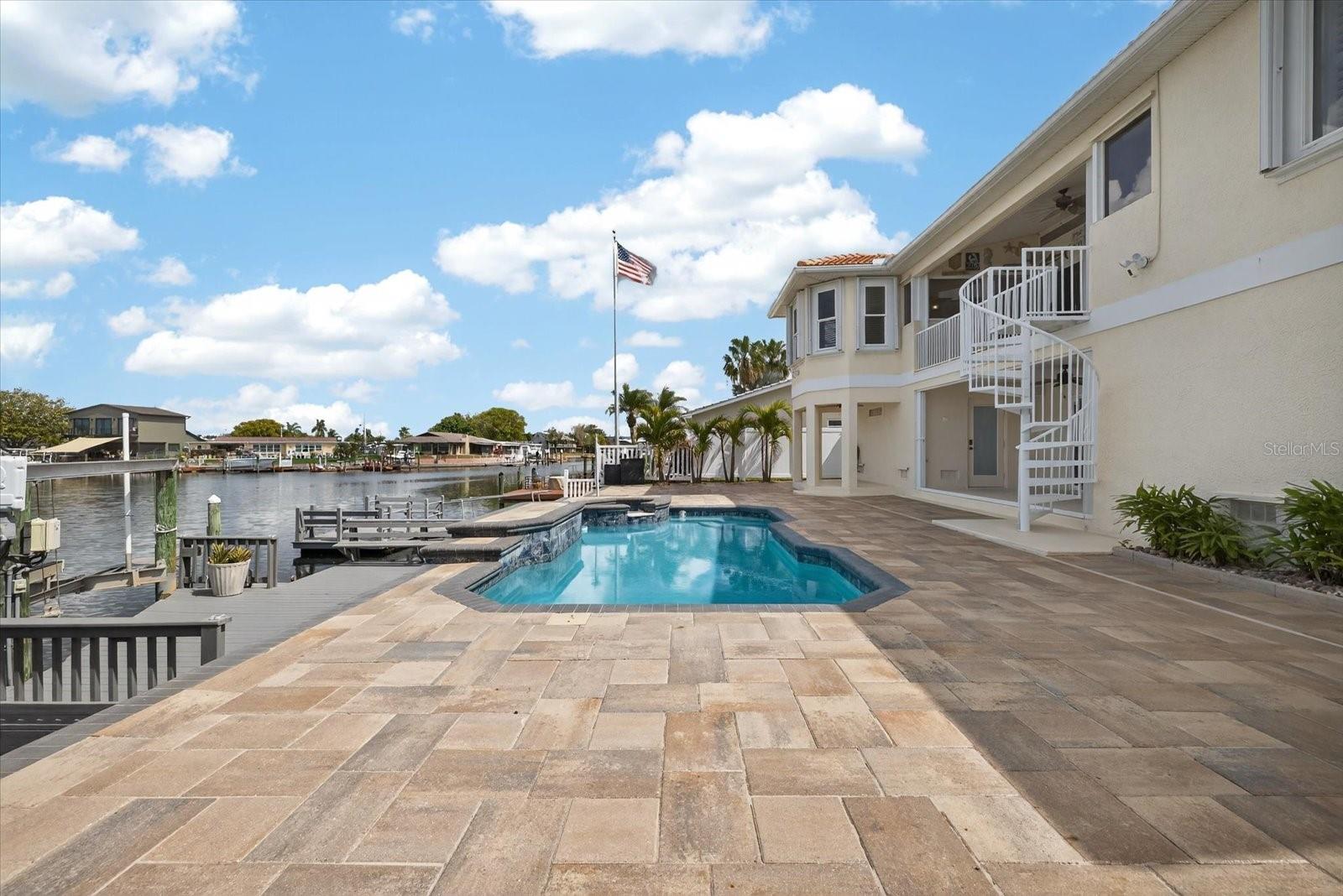 Listing photo id 49 for 4229 Rudder Way