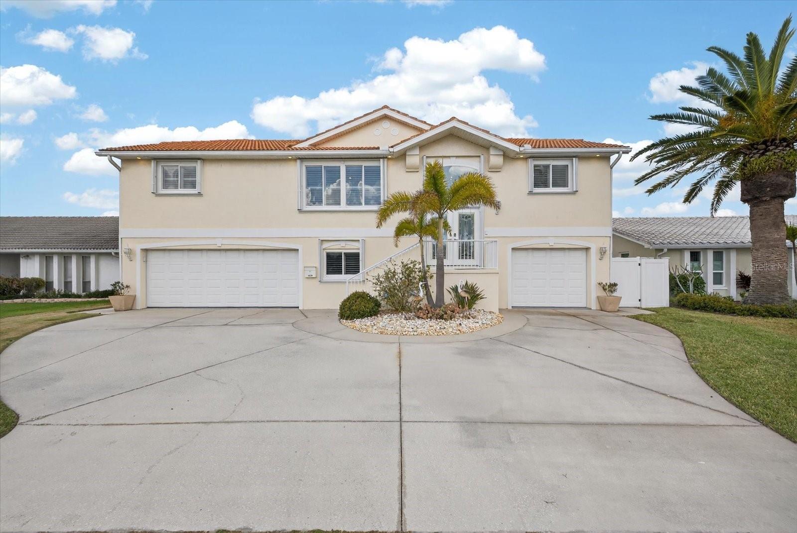 Listing photo id 60 for 4229 Rudder Way