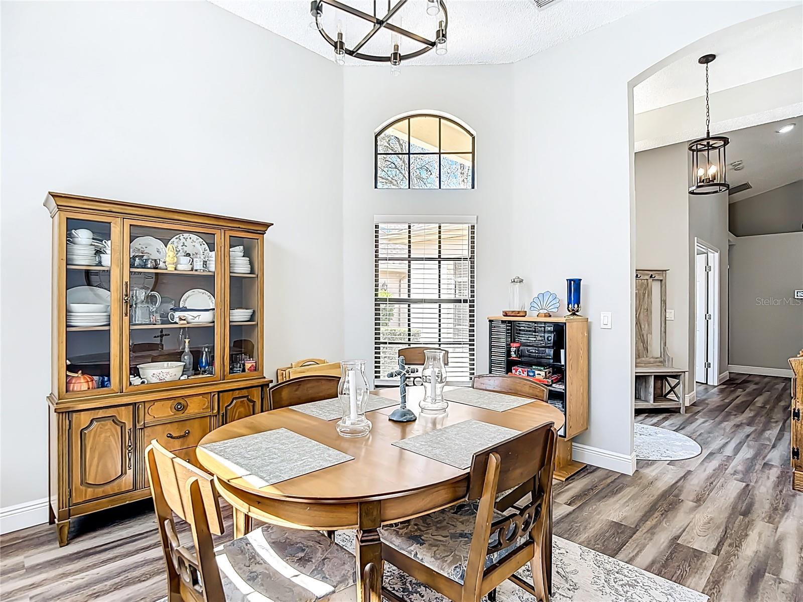 Image 6 of 61 For 9147 Jiminez Drive