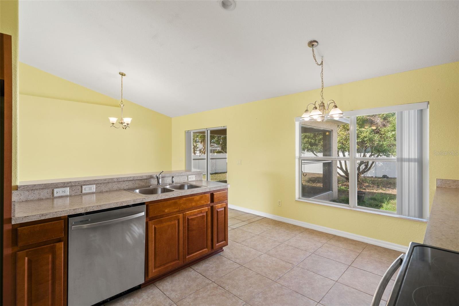 Image 11 of 38 For 5363 Pierpoint