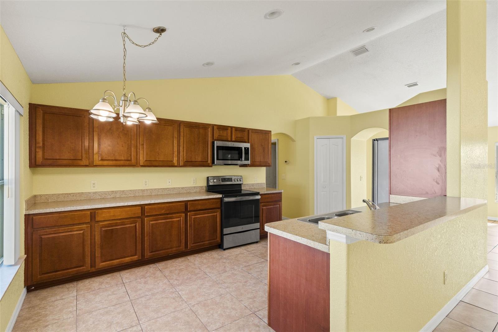 Image 6 of 38 For 5363 Pierpoint