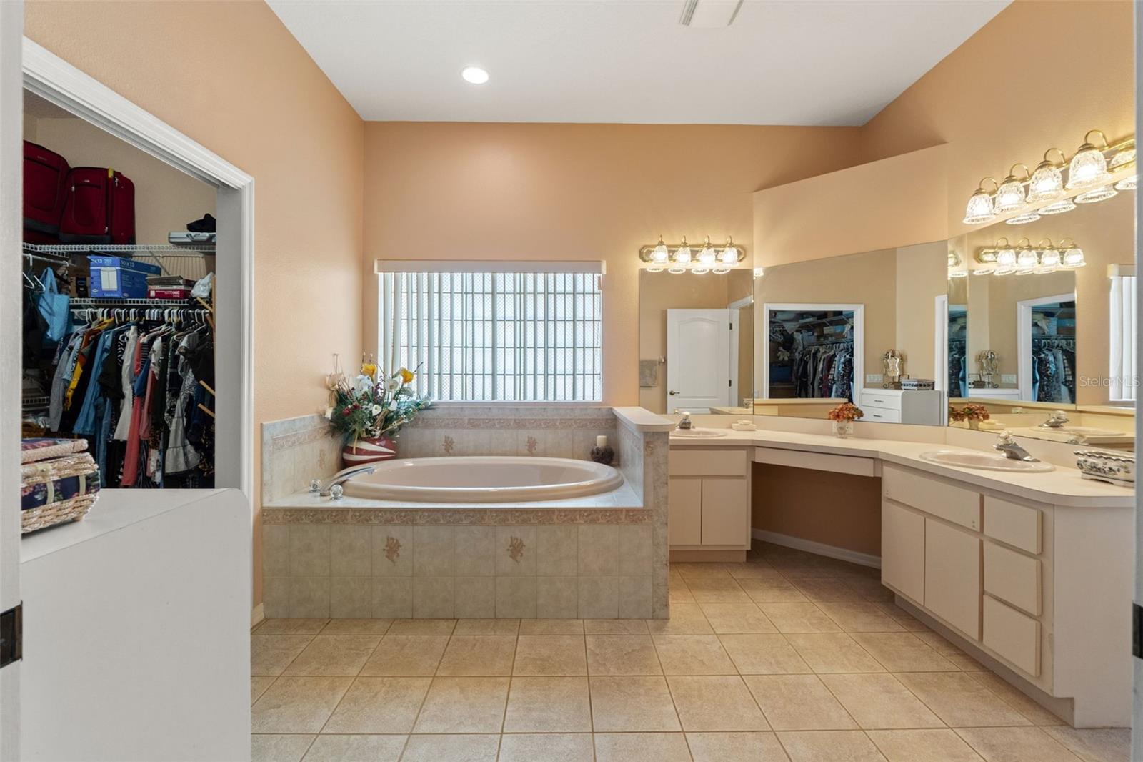 Image 25 of 32 For 11275 Furley Avenue