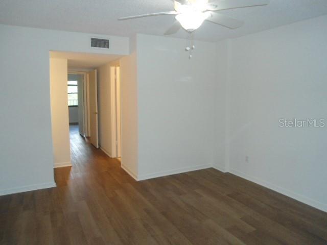 Image 9 of 24 For 2800 Cove Cay Drive 4d