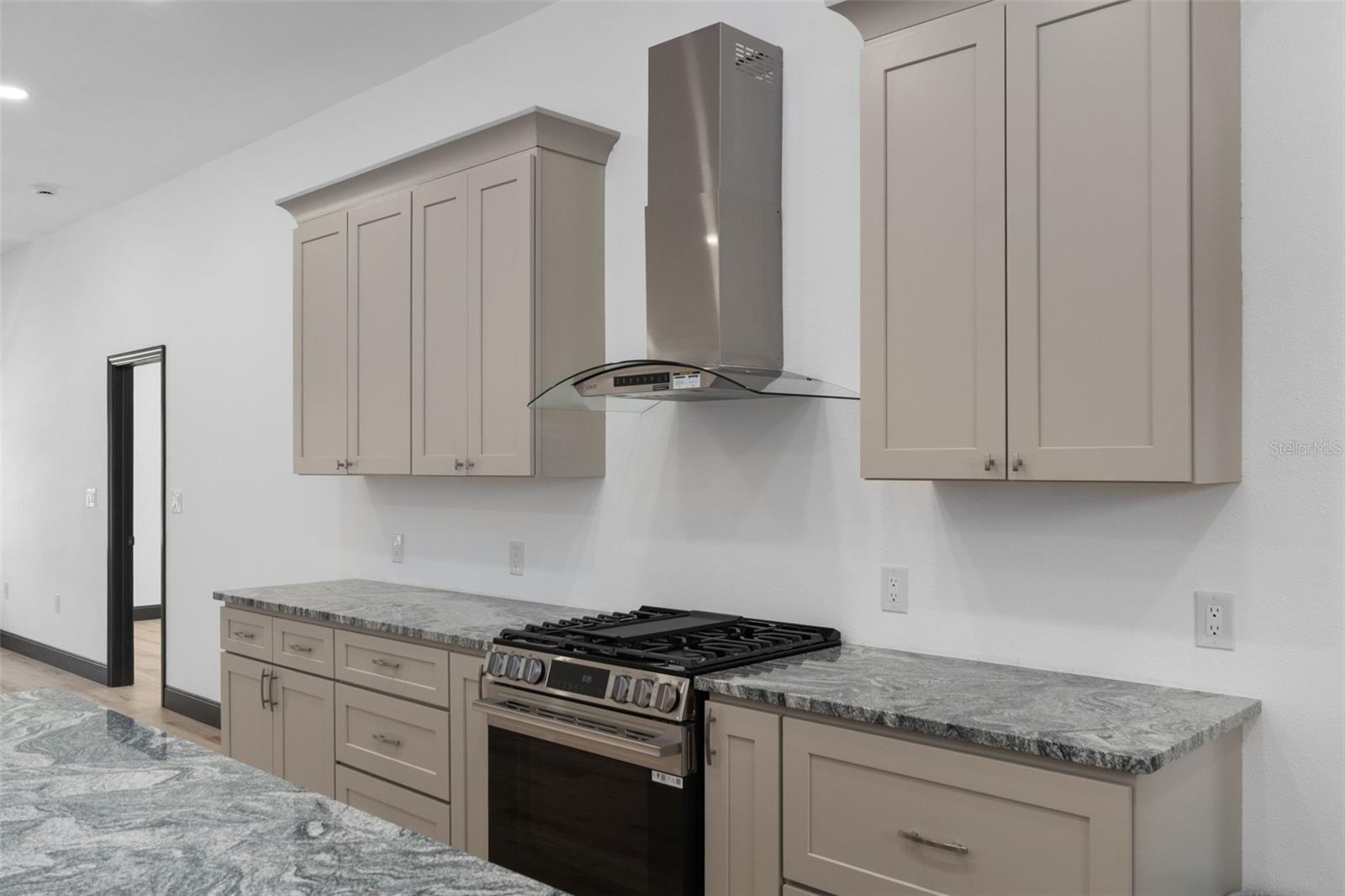 Image 14 of 35 For 3020 Westwater Drive