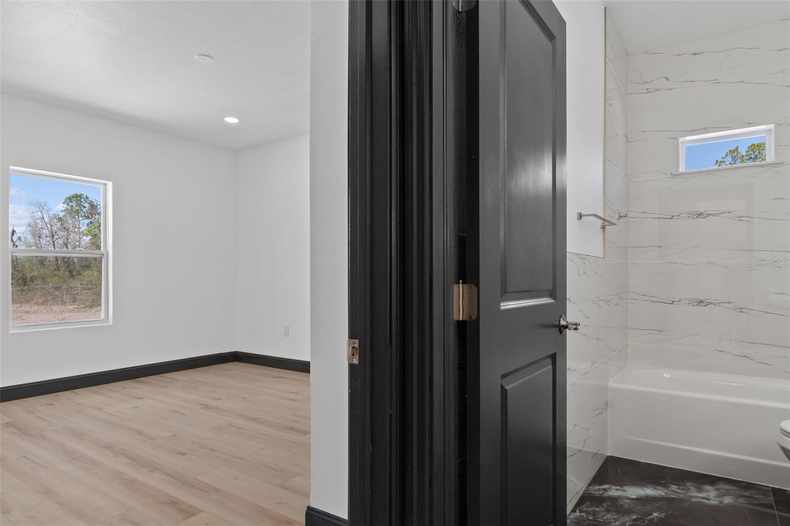 Image 24 of 35 For 3020 Westwater Drive