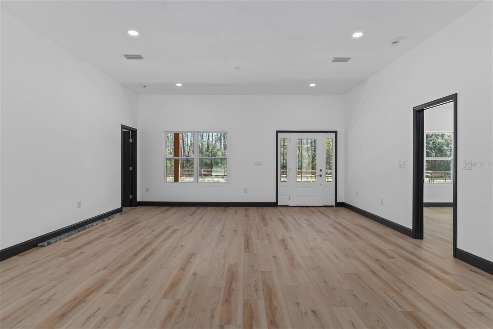 Image 6 of 35 For 3020 Westwater Drive