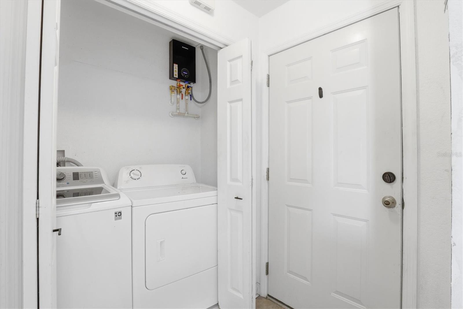 Image 27 of 70 For 14203 Shiloh Court