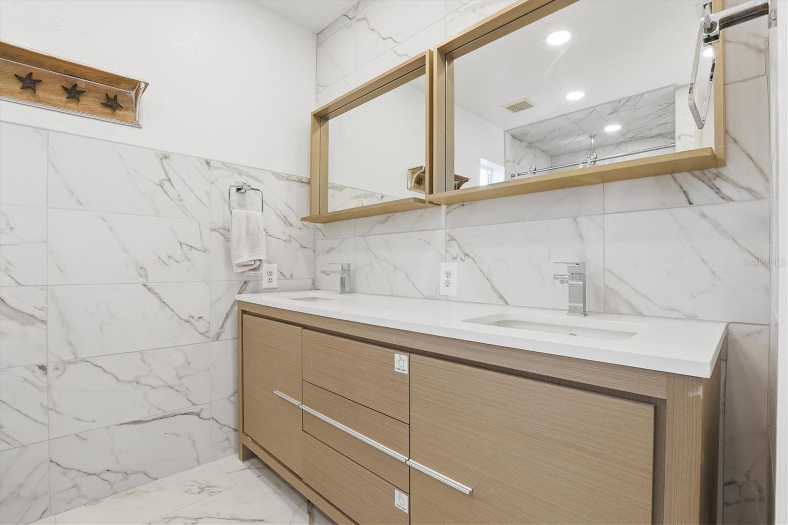 Image 42 of 70 For 14203 Shiloh Court