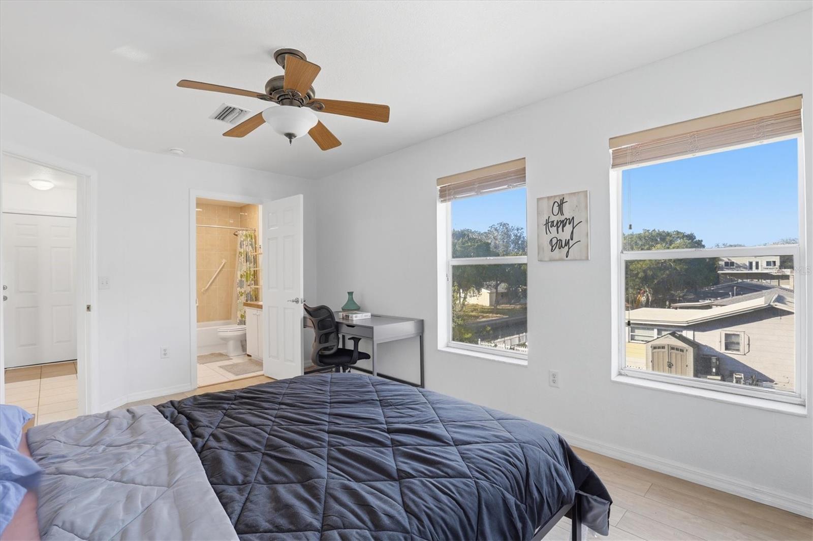 Image 48 of 70 For 14203 Shiloh Court