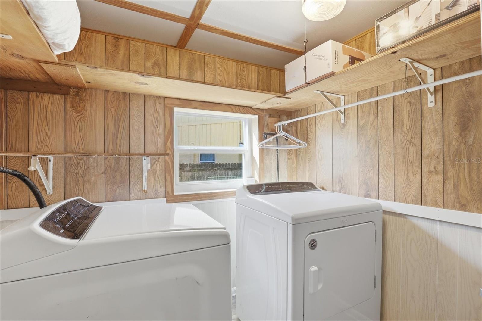 Image 30 of 52 For 5527 Darlene Street