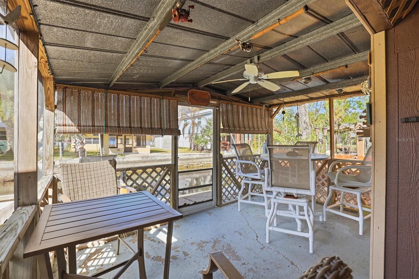 Image 37 of 52 For 5527 Darlene Street