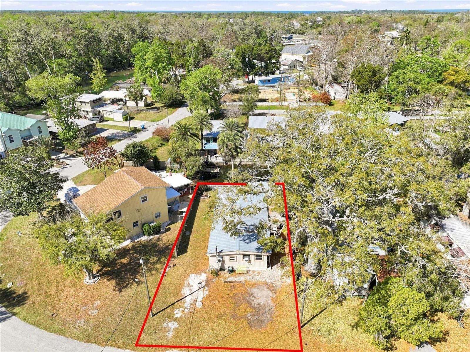 Image 9 of 52 For 5527 Darlene Street