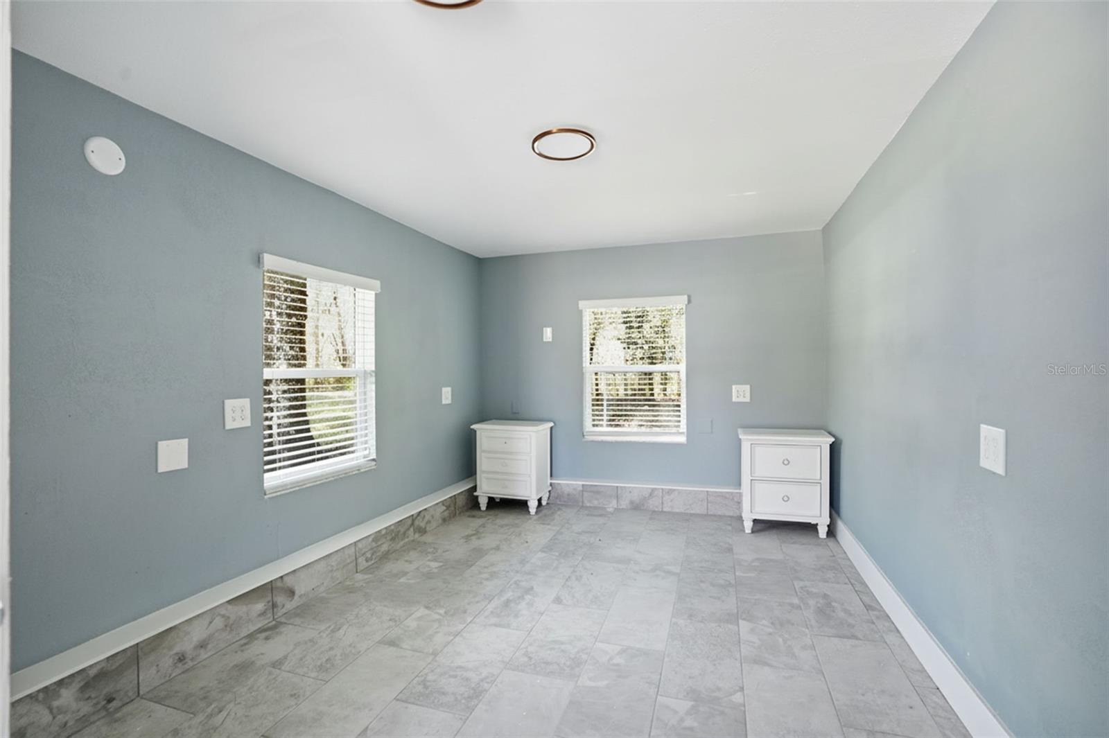 Image 30 of 81 For 15458 Snow Memorial Highway