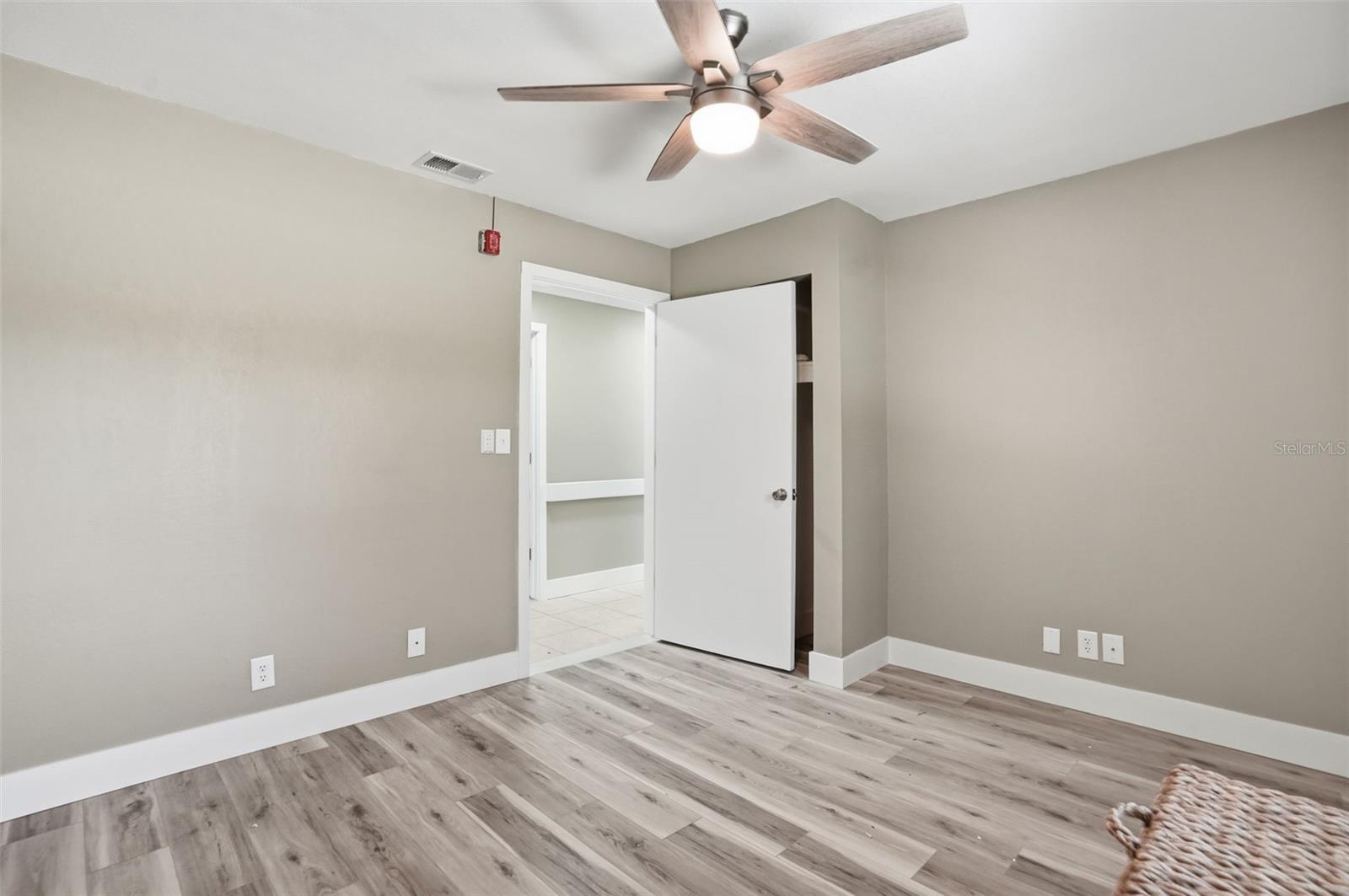 Image 39 of 81 For 15458 Snow Memorial Highway