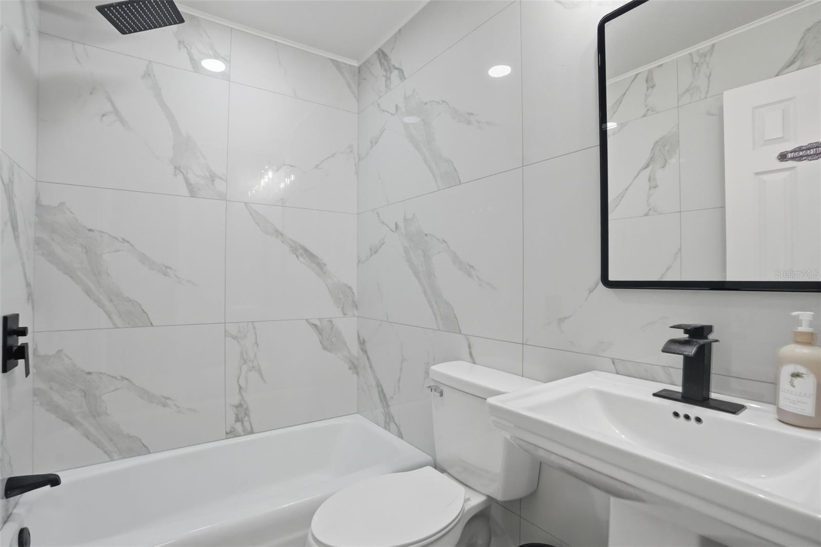 Image 51 of 81 For 15458 Snow Memorial Highway