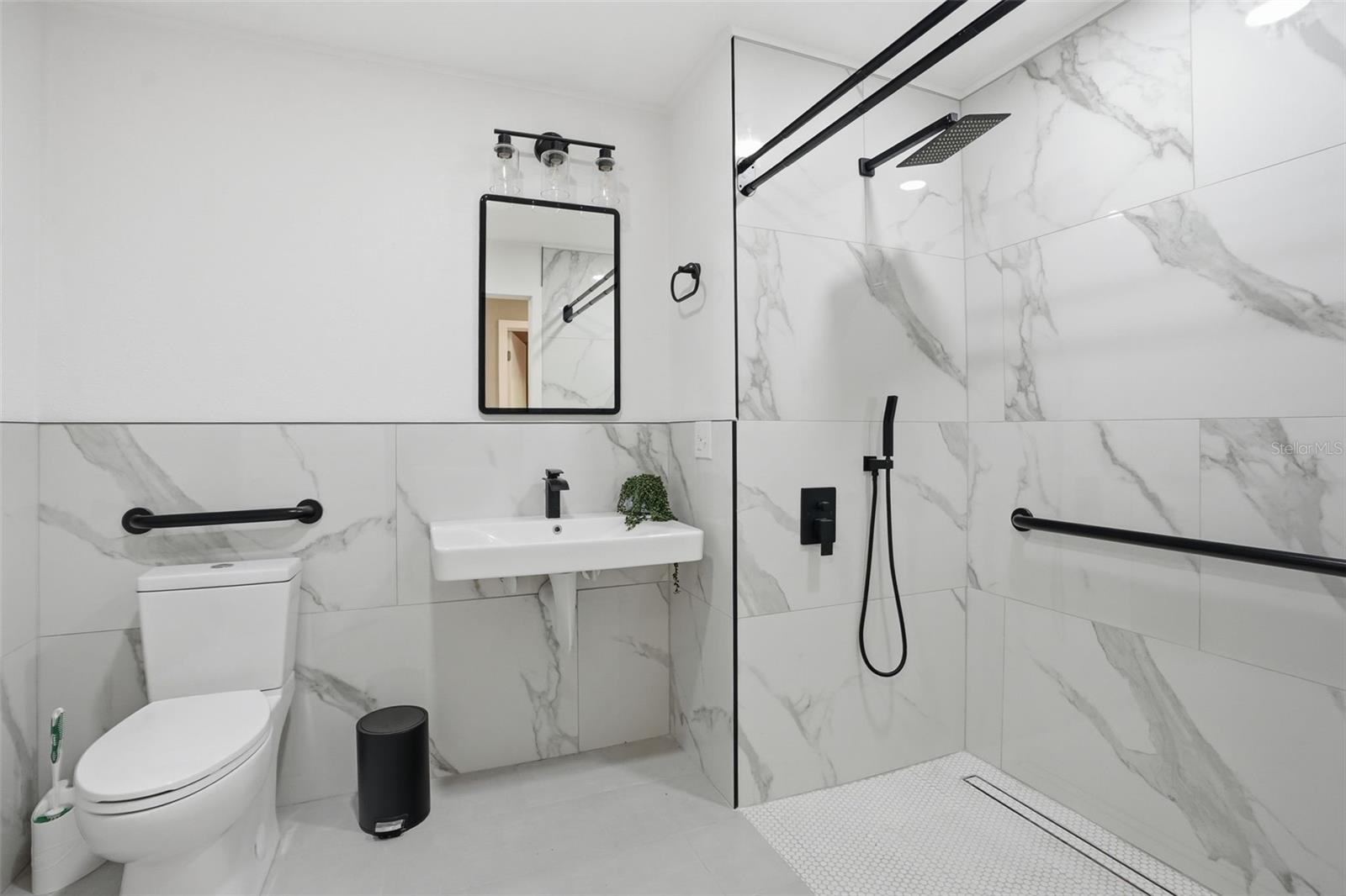 Image 52 of 81 For 15458 Snow Memorial Highway