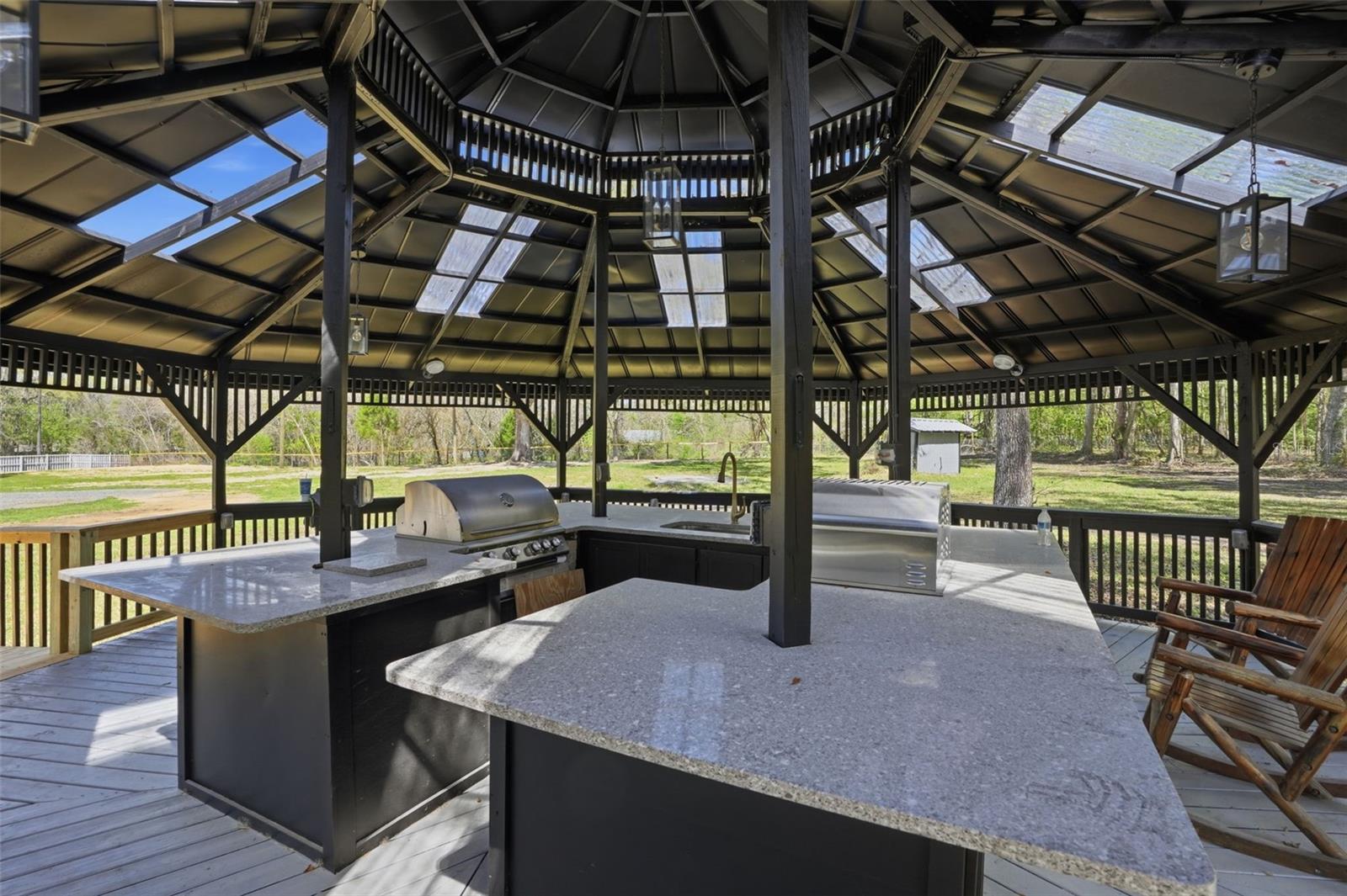 Image 63 of 81 For 15458 Snow Memorial Highway