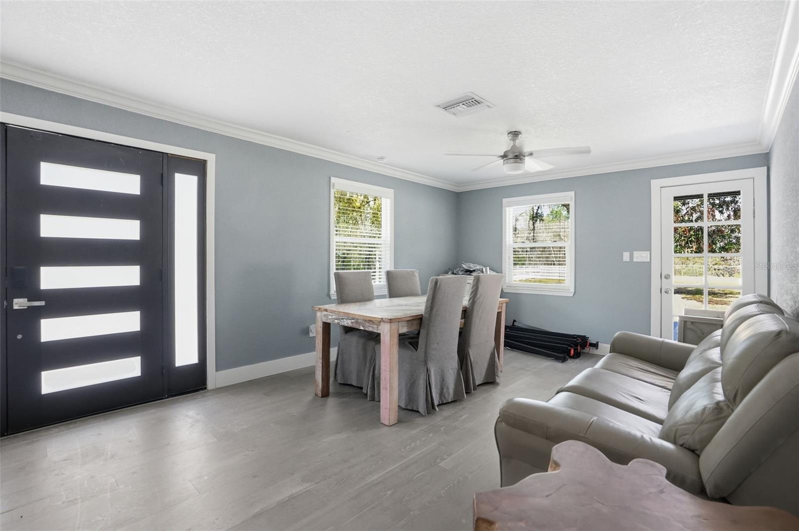 Image 7 of 81 For 15458 Snow Memorial Highway