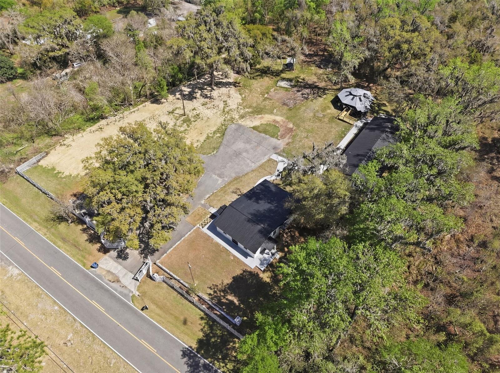 Image 78 of 81 For 15458 Snow Memorial Highway