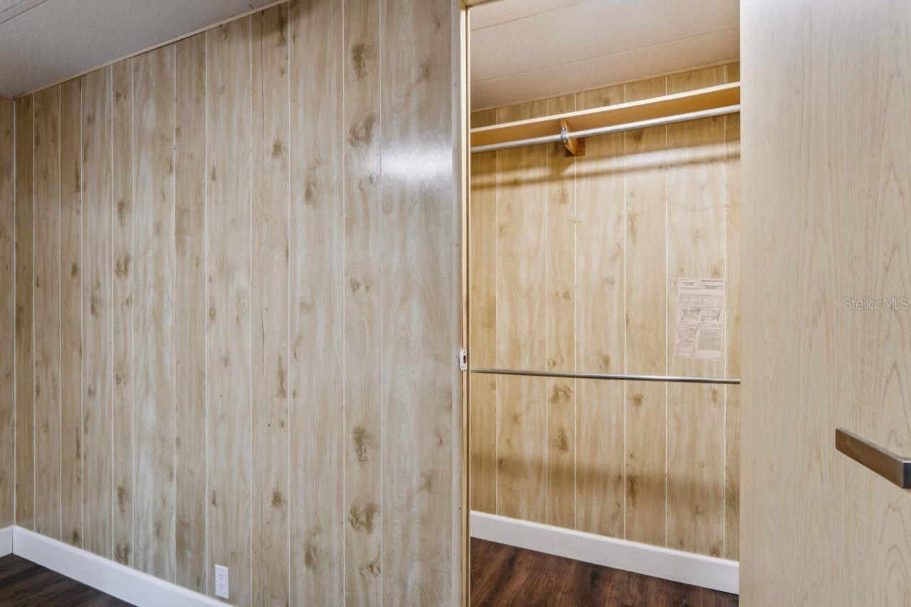 Image 21 of 41 For 15071 Rialto Avenue