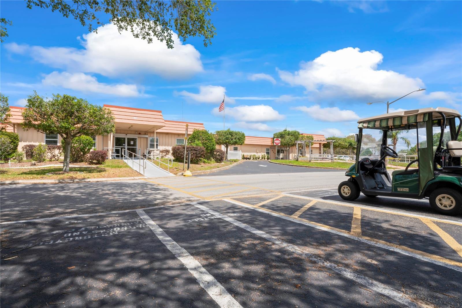 Image 31 of 41 For 15071 Rialto Avenue