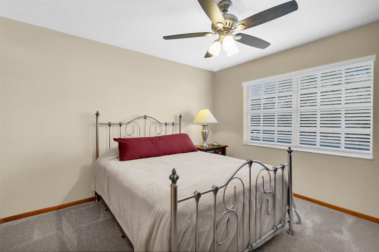 Image 18 of 34 For 5284 Hanford Avenue