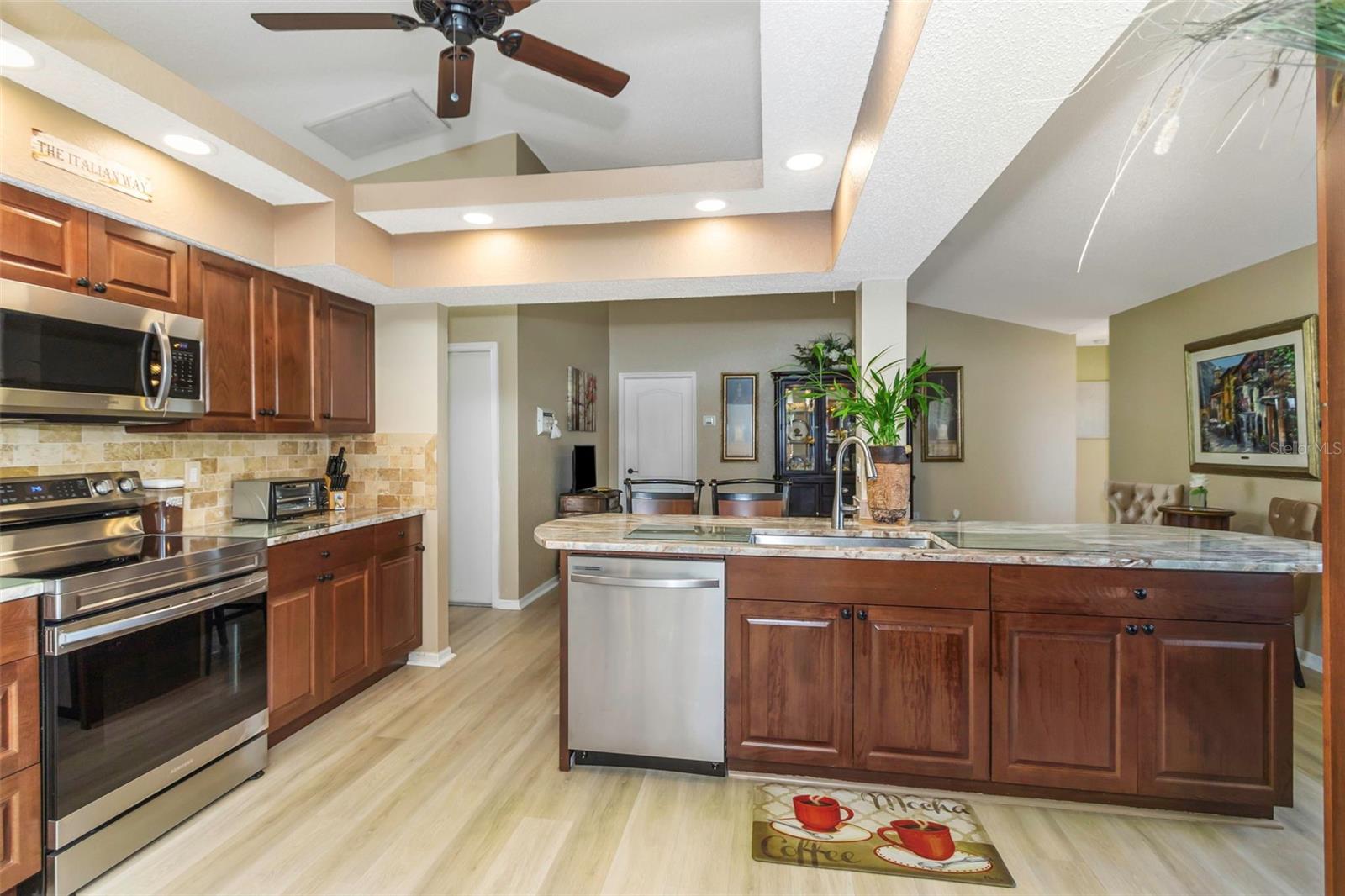 Image 10 of 44 For 8836 Hargrove Drive