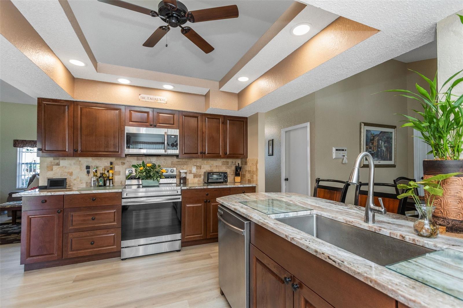 Image 14 of 44 For 8836 Hargrove Drive