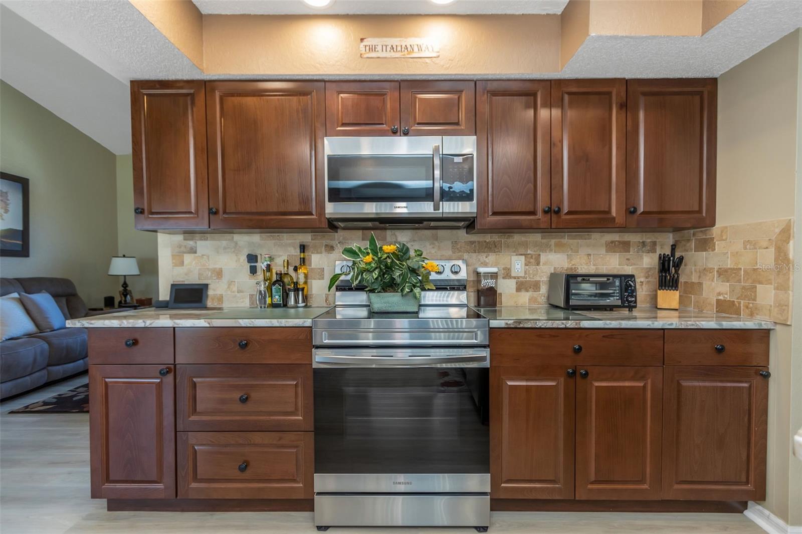 Image 9 of 44 For 8836 Hargrove Drive