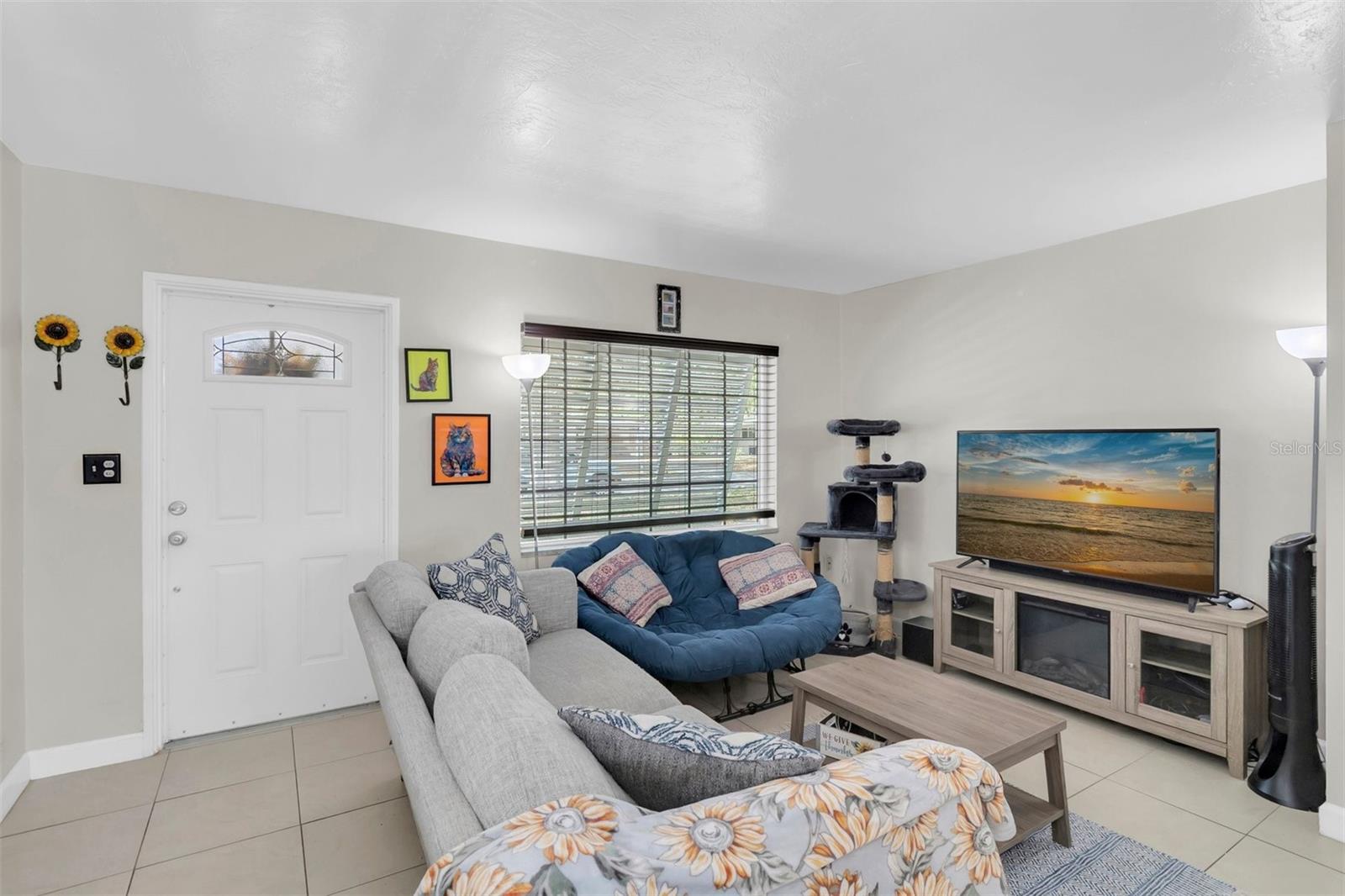 Image 18 of 29 For 4916 Azalea Drive