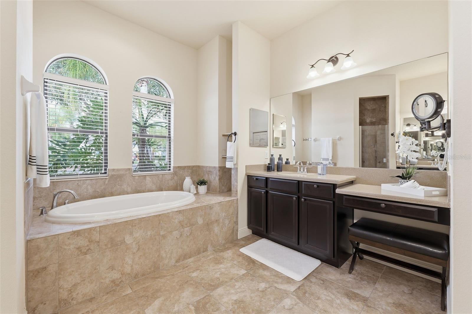 Image 15 of 33 For 14834 Man O War Drive