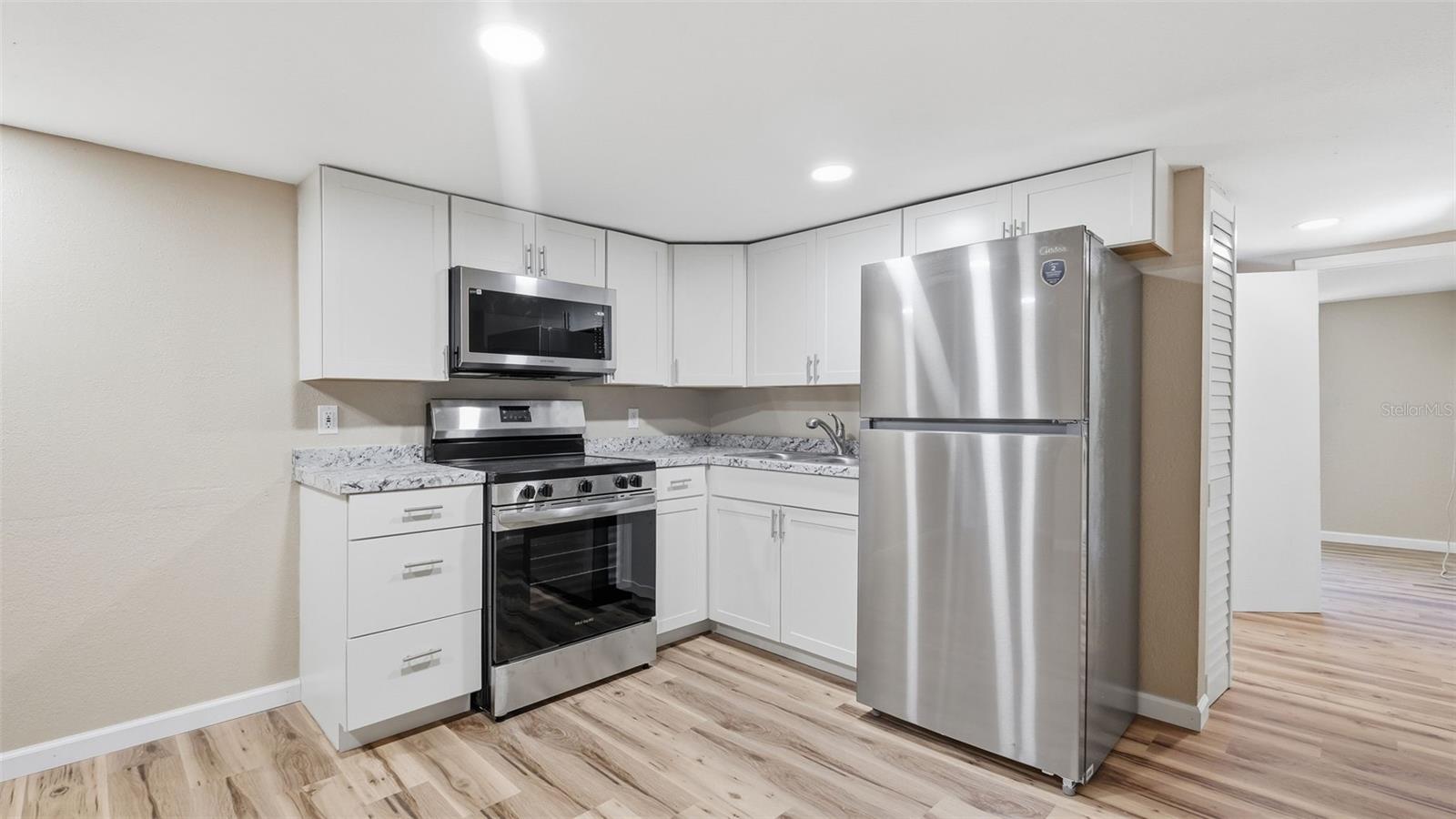 Image 12 of 47 For 18170 Spangler Avenue