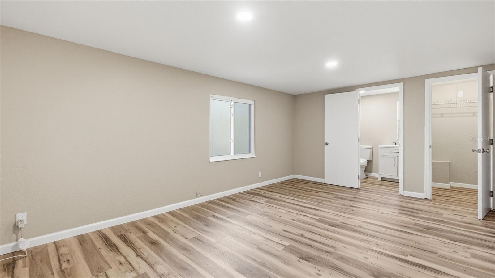 Image 15 of 47 For 18170 Spangler Avenue