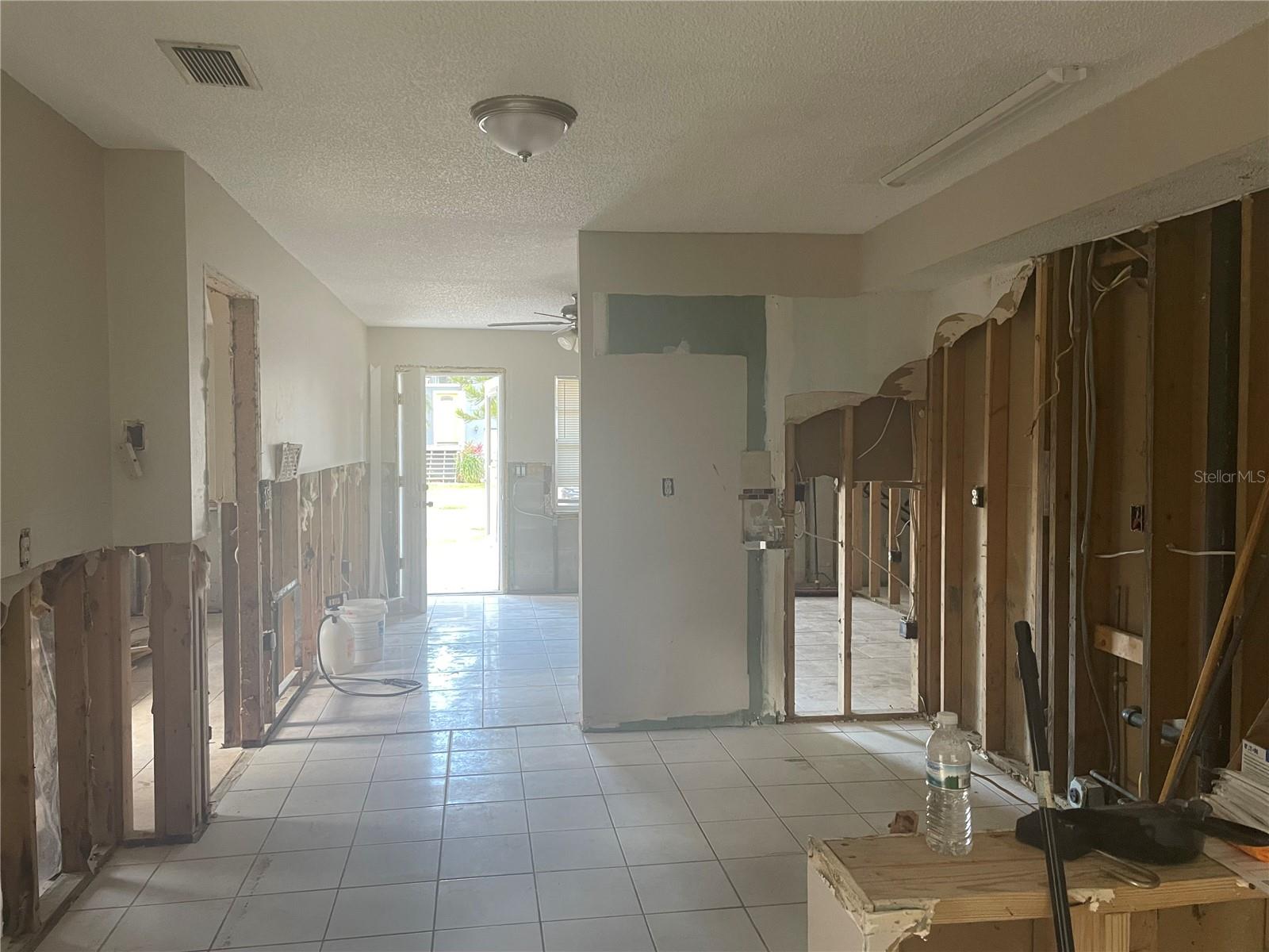 Image 2 of 4 For 7138 Oakwood Drive