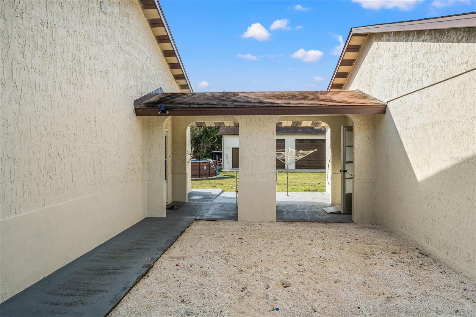 Image 11 of 37 For 18801 Orange Hill Drive