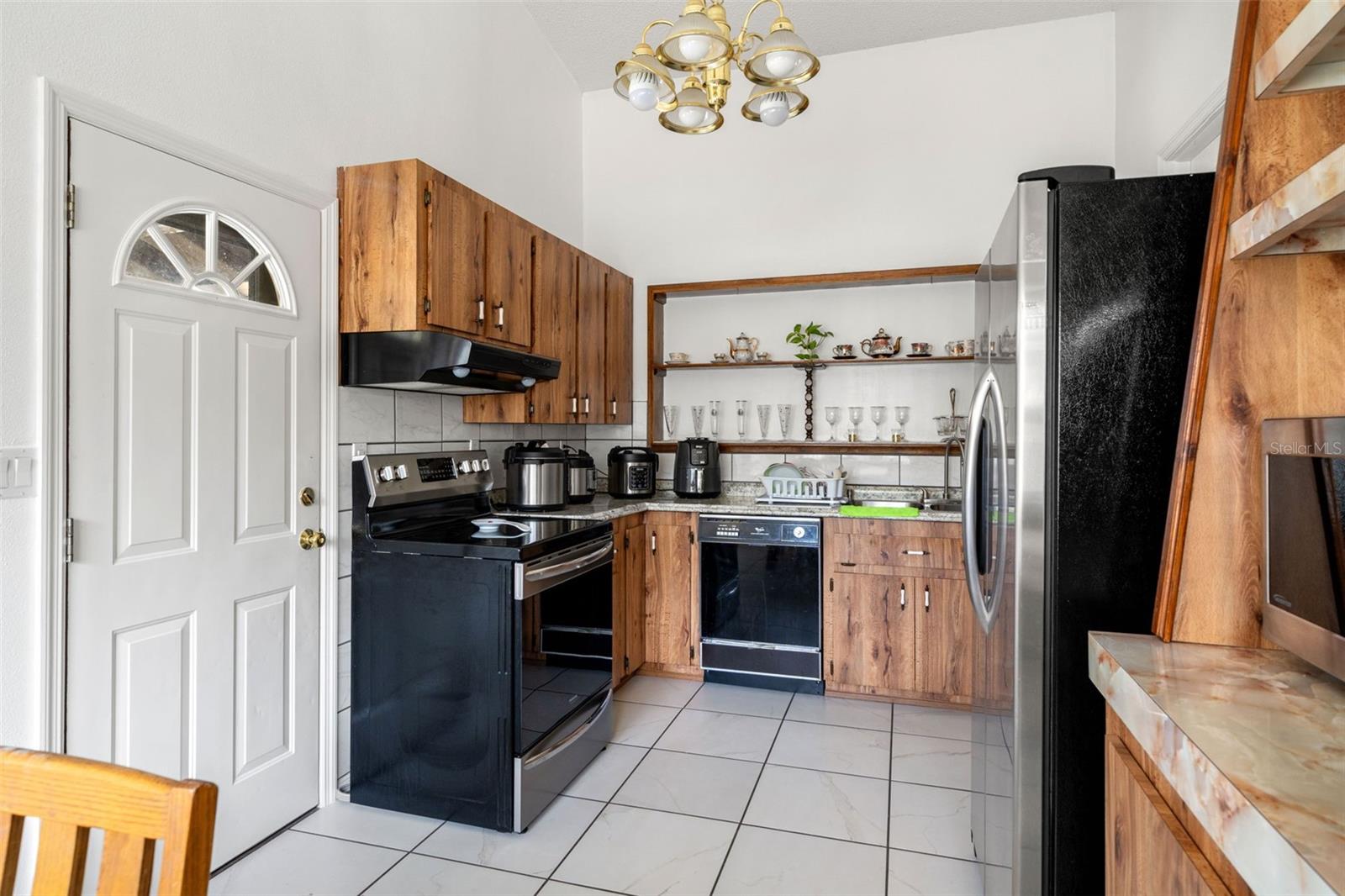 Image 21 of 37 For 18801 Orange Hill Drive