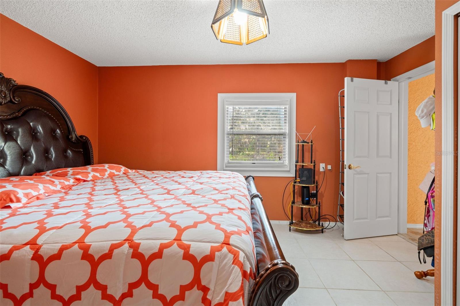 Image 5 of 37 For 18801 Orange Hill Drive