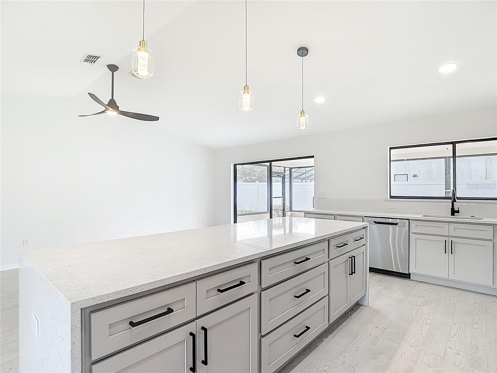 Image 15 of 53 For 7478 Dundee Way