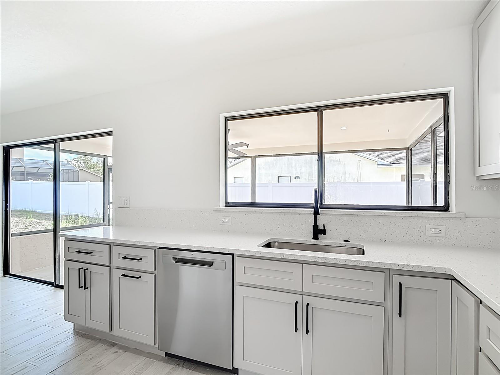 Image 20 of 53 For 7478 Dundee Way