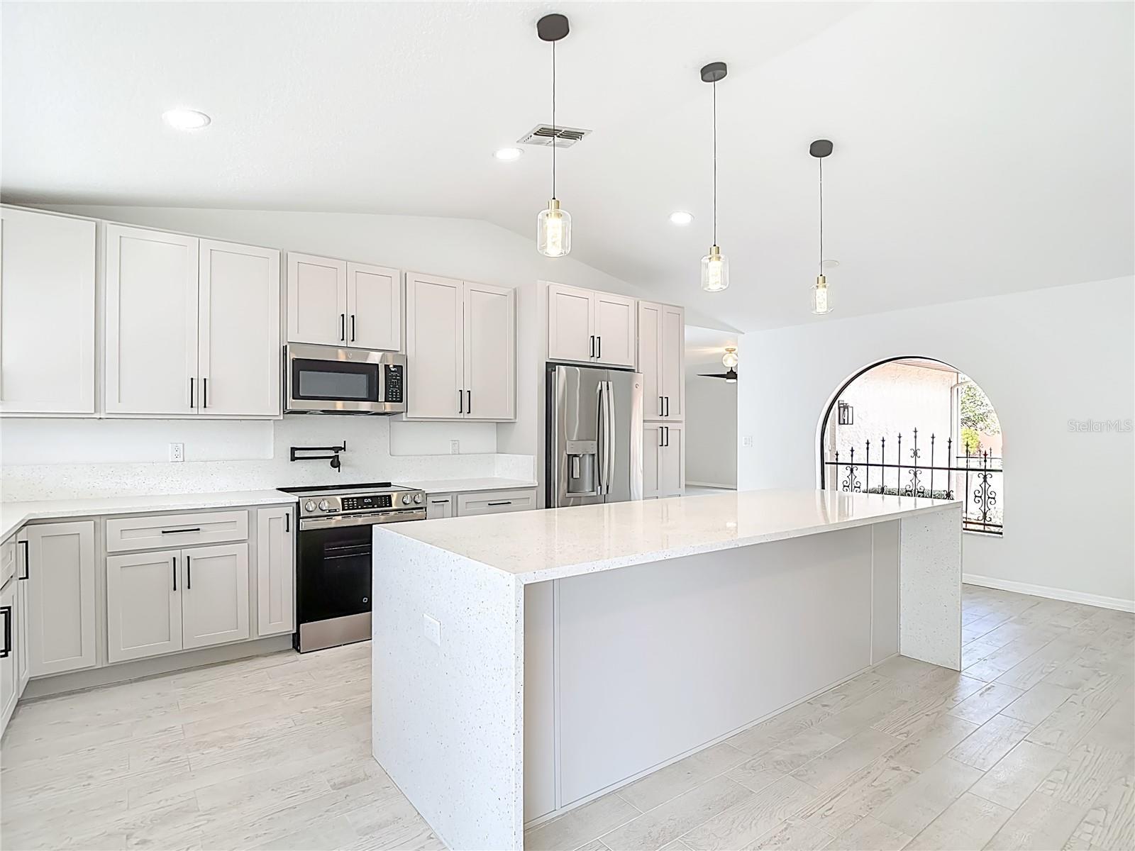 Image 22 of 53 For 7478 Dundee Way